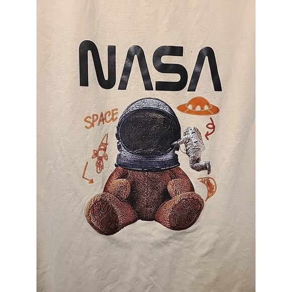 Romwe Graphic Tshirt-NASA Teddy Bear Space Astronaut-khaki Lrg Streetwear - Picture 2 of 6